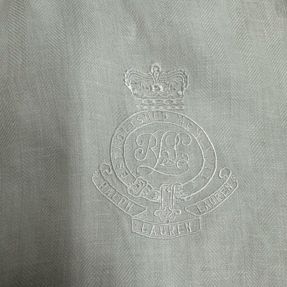 Classic White linen Shirt - Picture 6 of 7